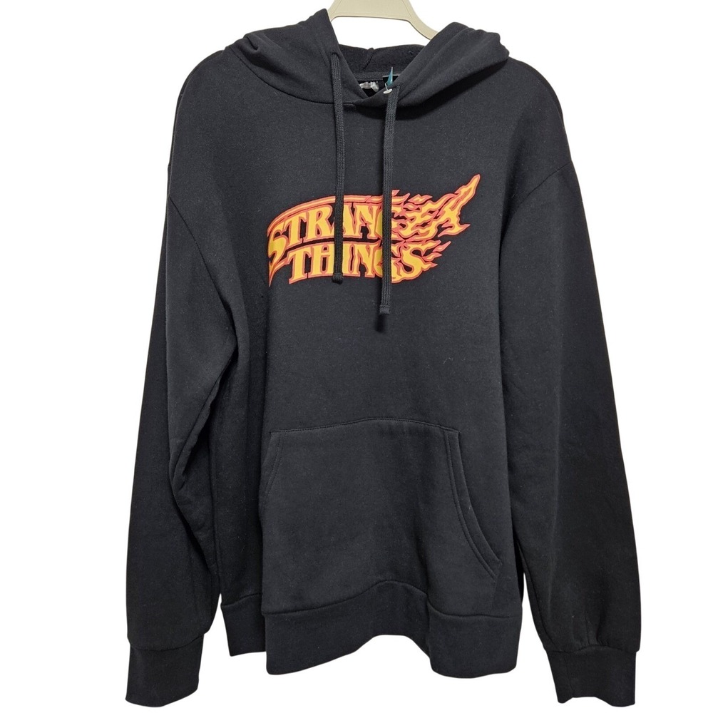 Stranger Things NWT Mens Hoodie‎ Flame Logo Hellfire Club Demon Netflix Black L